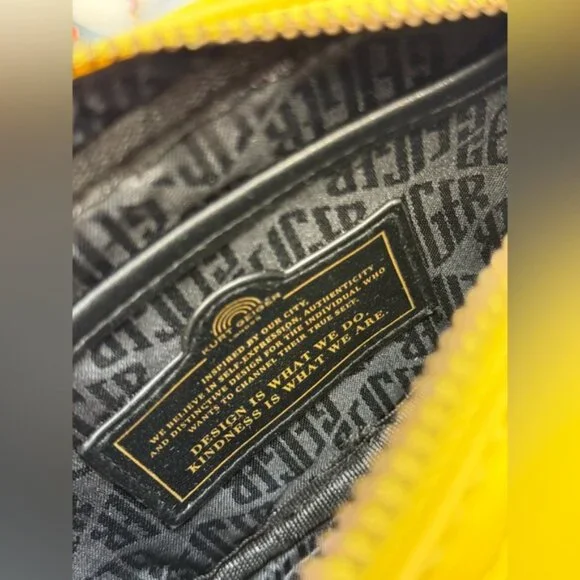 🆕 KURT GEIGER LONDON 🧿 NWOT XS Kensington Duffle, Yellow Floral Sequins - Picture 11 of 16